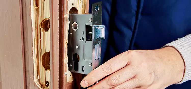 Garage Door Lock Replacement Kissimmee